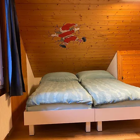 Bed & Breakfast Schlafen Unterm Dach In Ch *