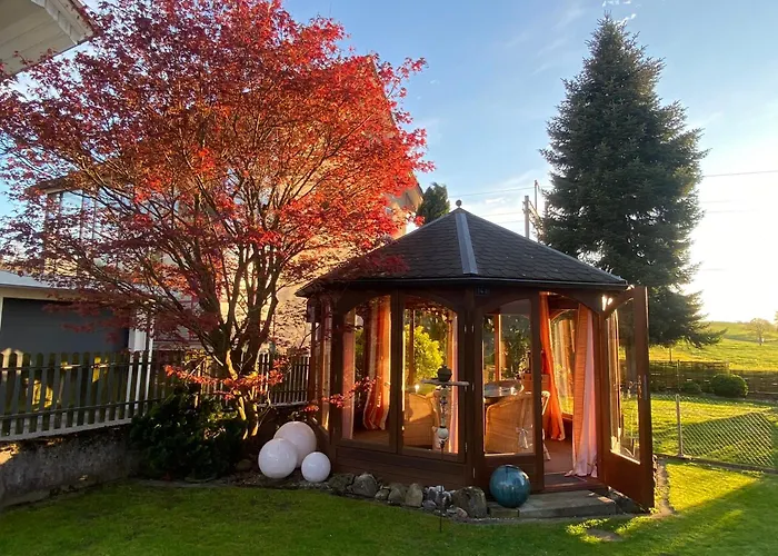 Schlafen Unterm Dach In Ch Bed & Breakfast