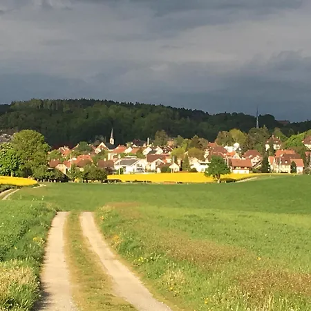 B&B Schlafen Unterm Dach In Ch *